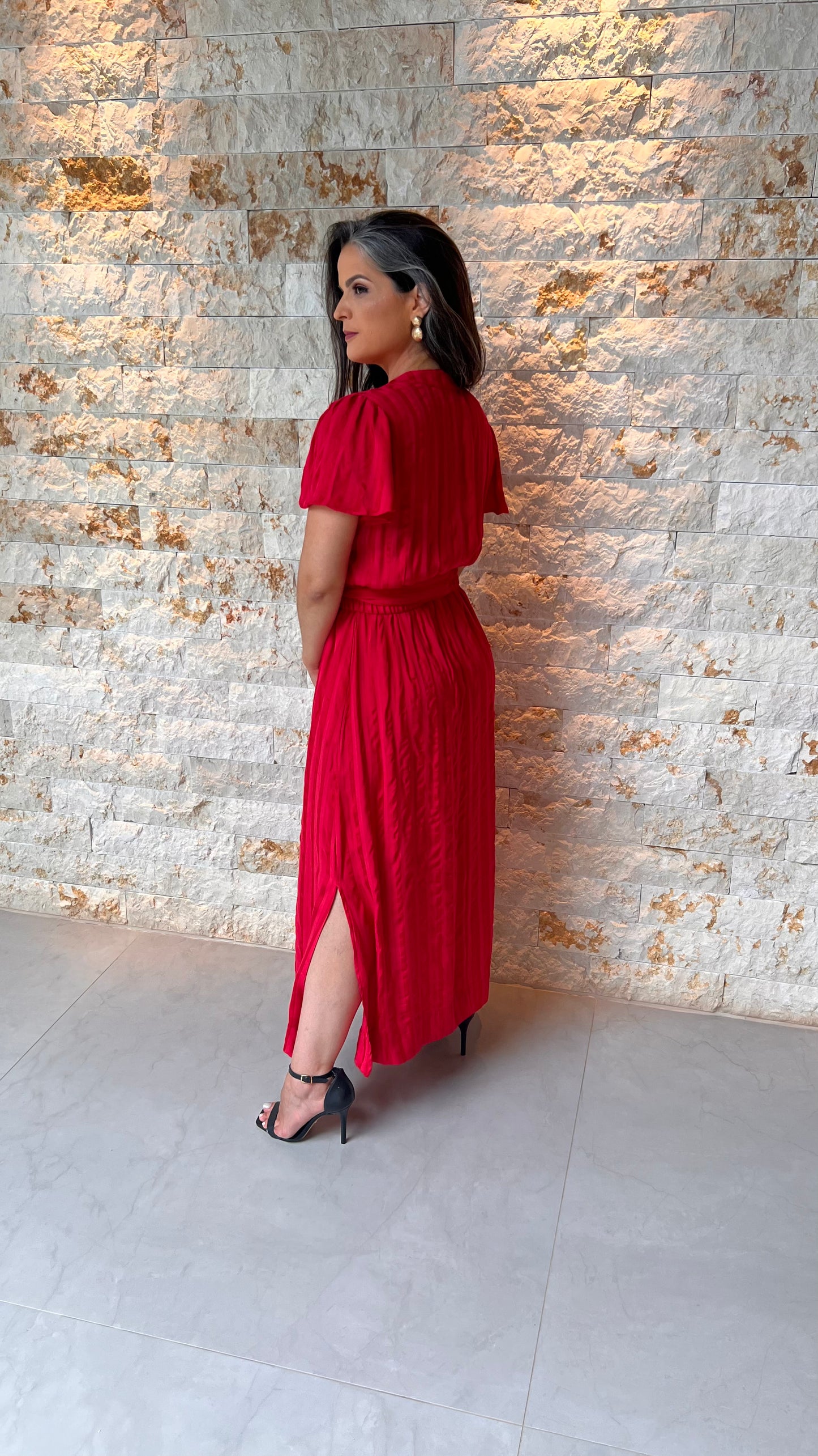 Vestido Midi Botões Faixa ILLU - Liso Vermelho 5457