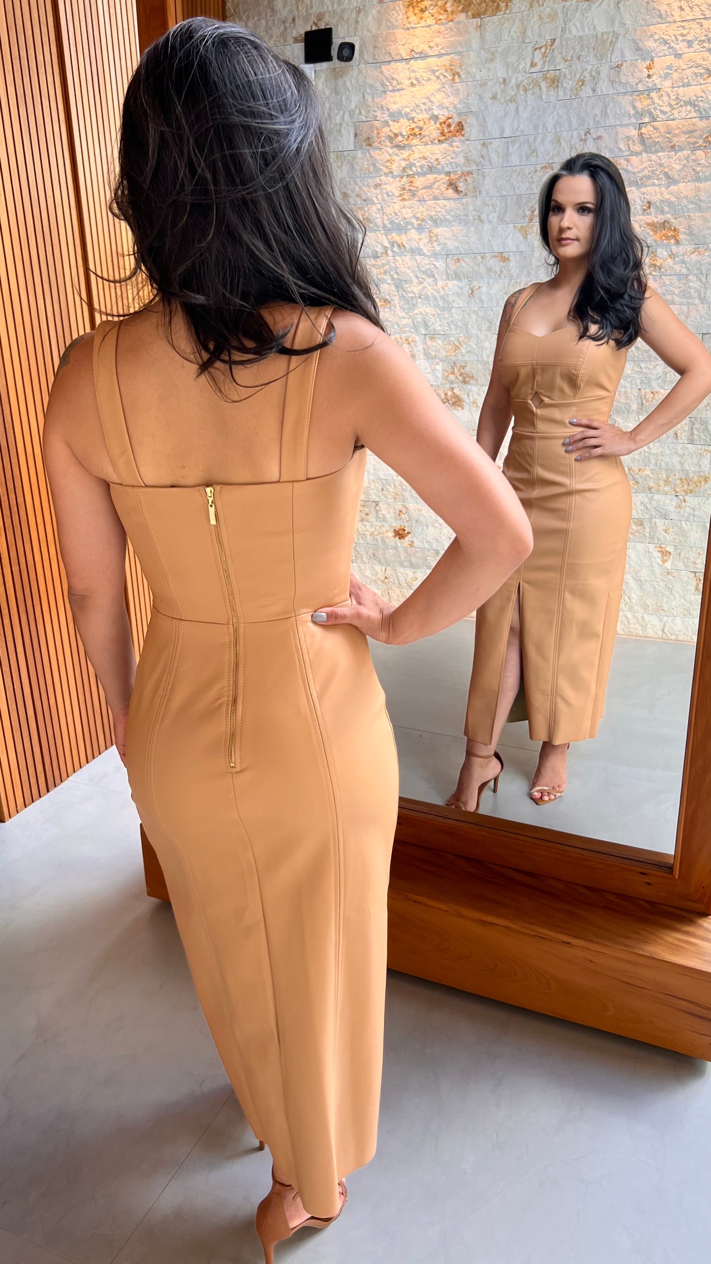 Vestido Midi Couro Fenda Frontal - Carmelo 5161