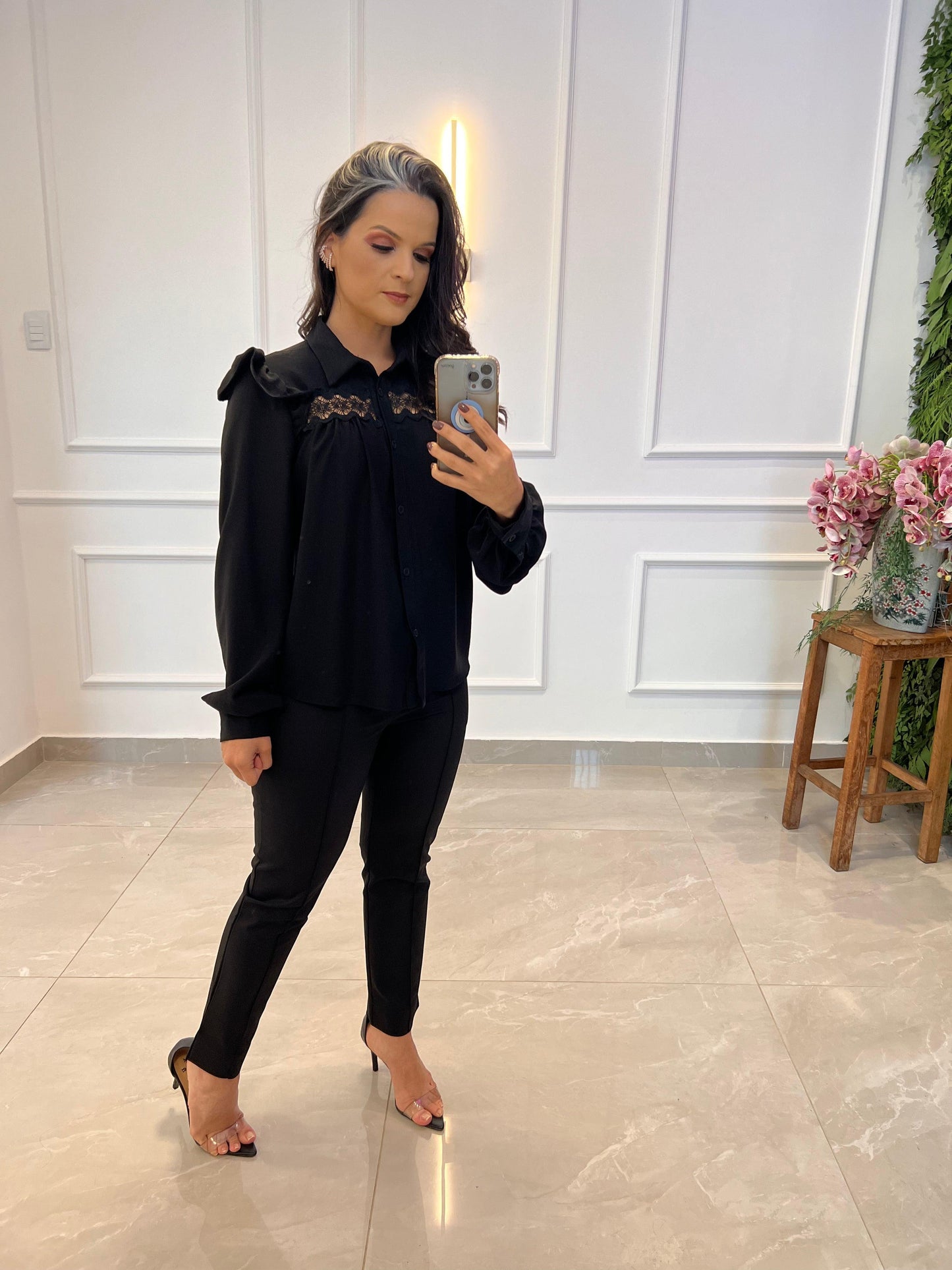 Guipir Shoulder Frill Shirt - Black