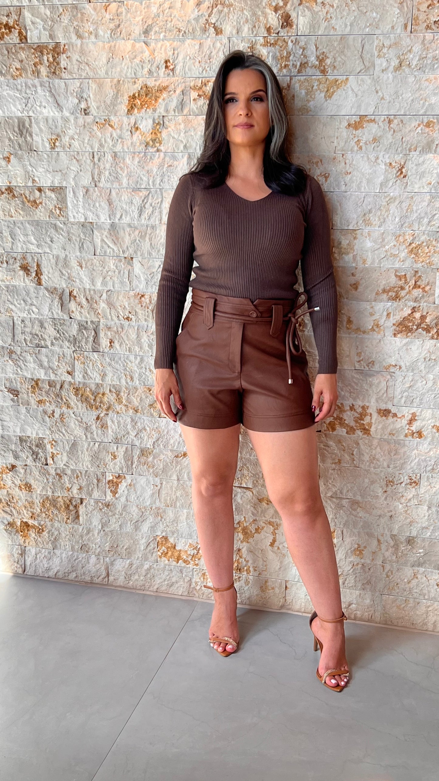 Short Couro Cos Duplo KA- Marrom 5248
