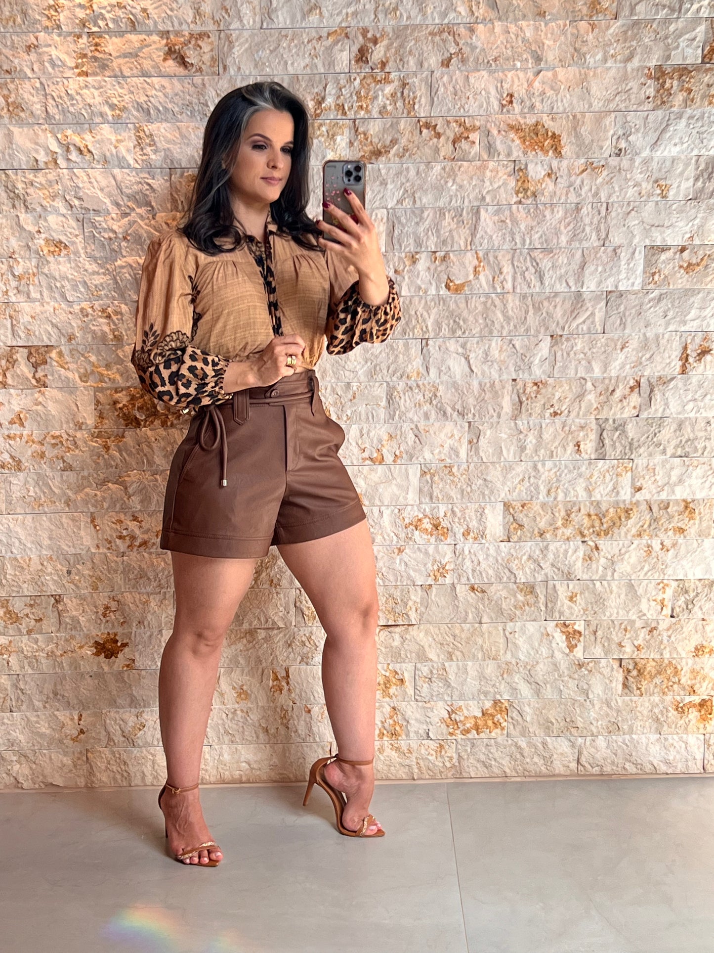 Short Couro Cos Duplo KA- Marrom 5248