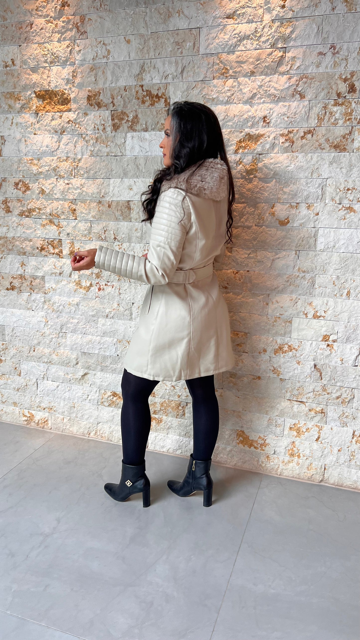 Casaco Longo Couro Ecológico Botões SAFIR- Off White 5736