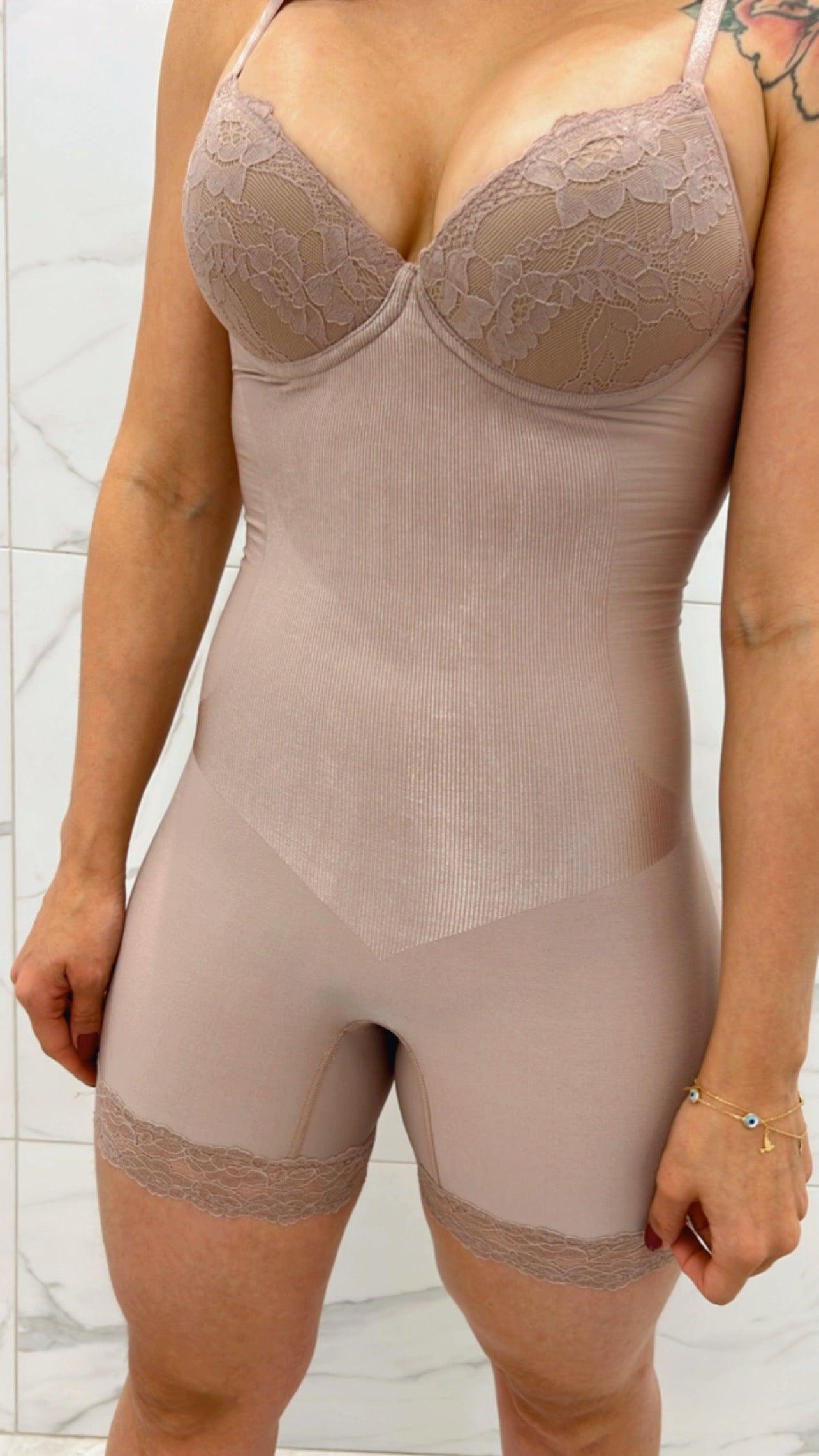 Jumpsuit Boxer Lace Lace Bust - Beige