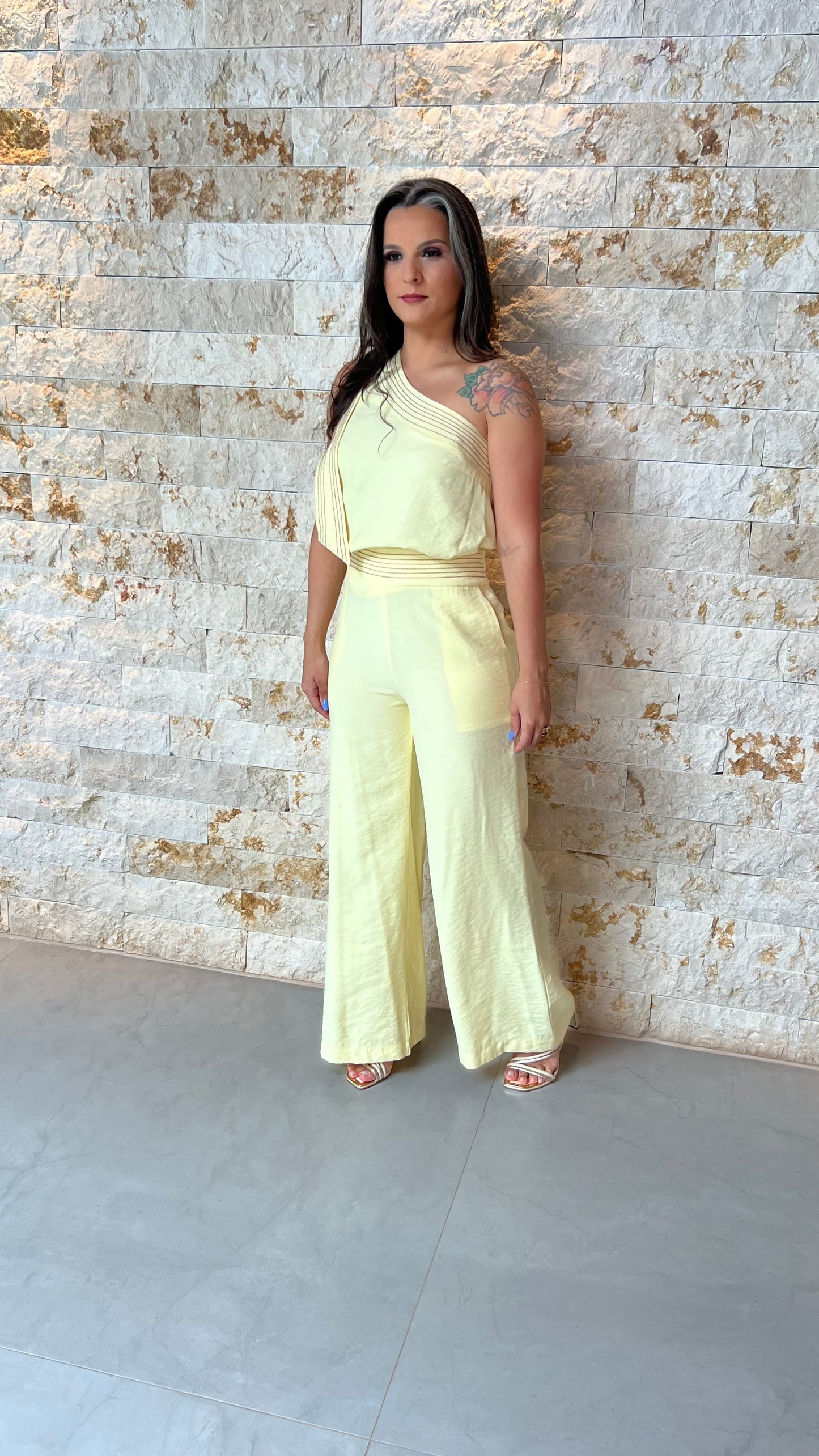 Conjunto Calça e Blusa Ombro Só JEN- Amarelo 5891