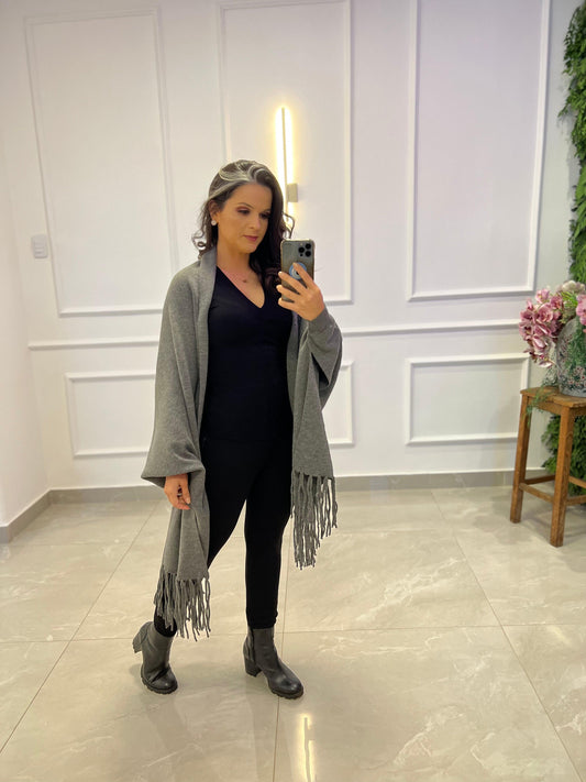 Poliane Shawl with Fringe - Gray