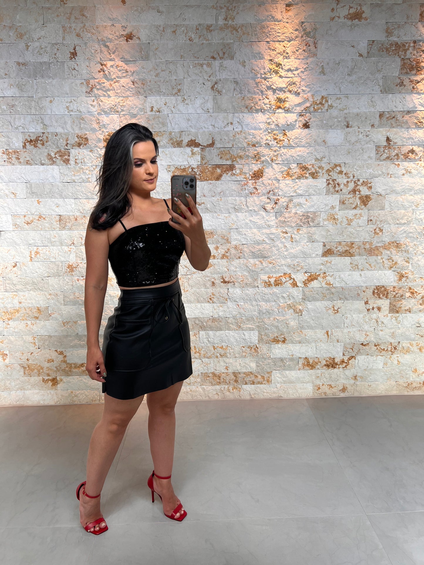 Saia Curta Couro Bolso -Liso   Preto 5227