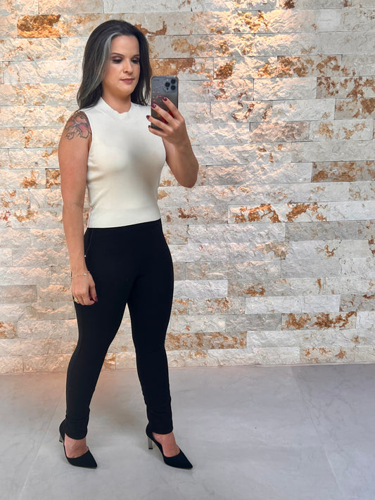 Blusa Regata Detalhe Gola SU - Bege 5063