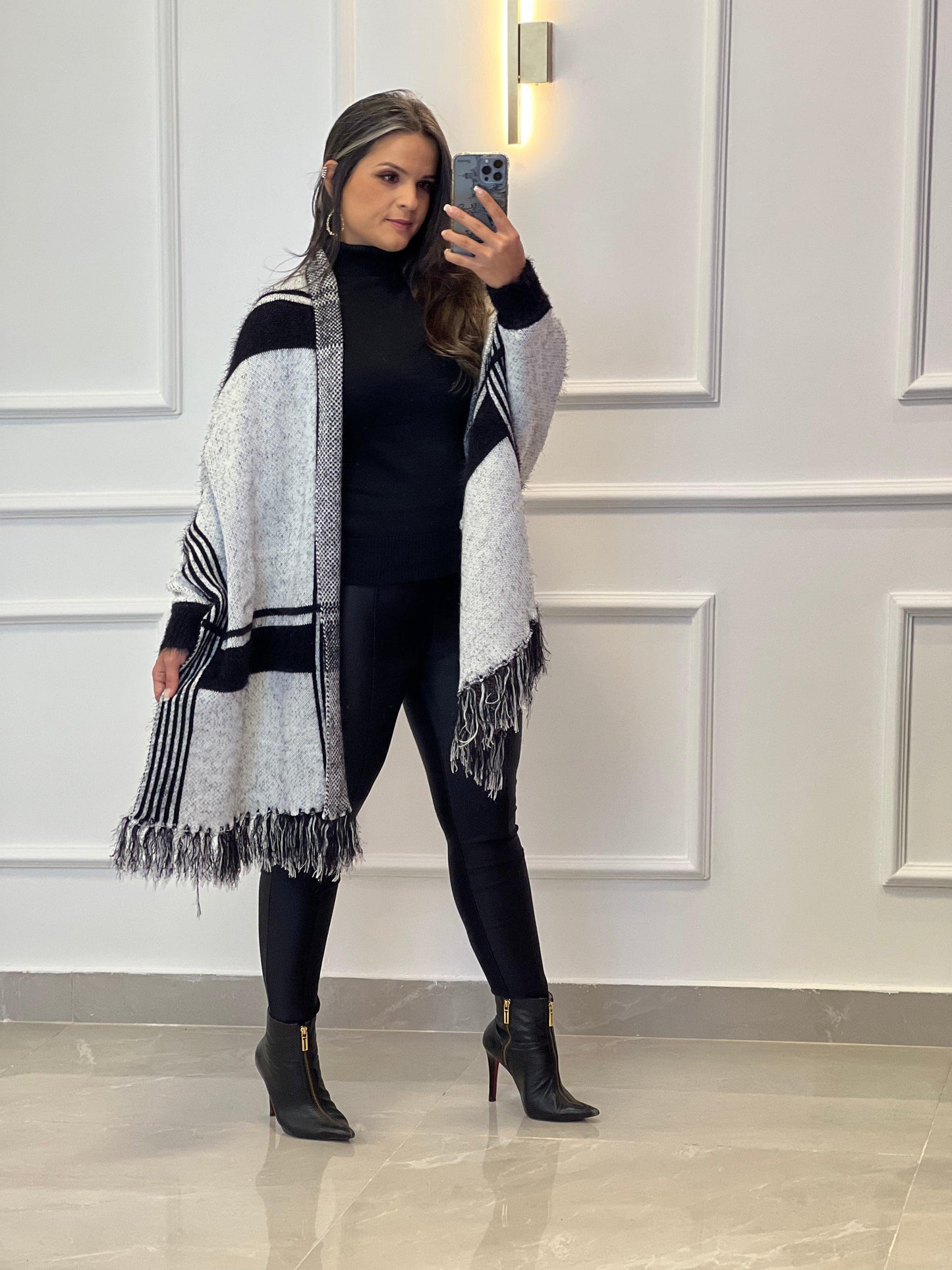 Checkered Pashimina Shawl - S and B