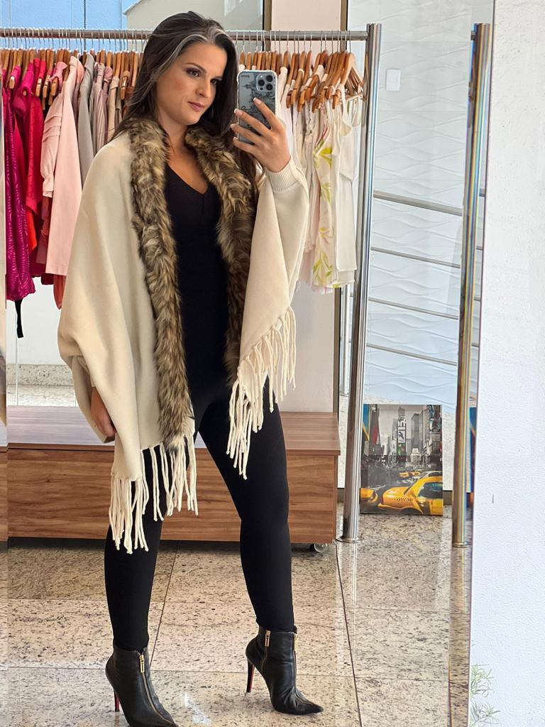 Pashimina Shawl With Leather View - Mescla